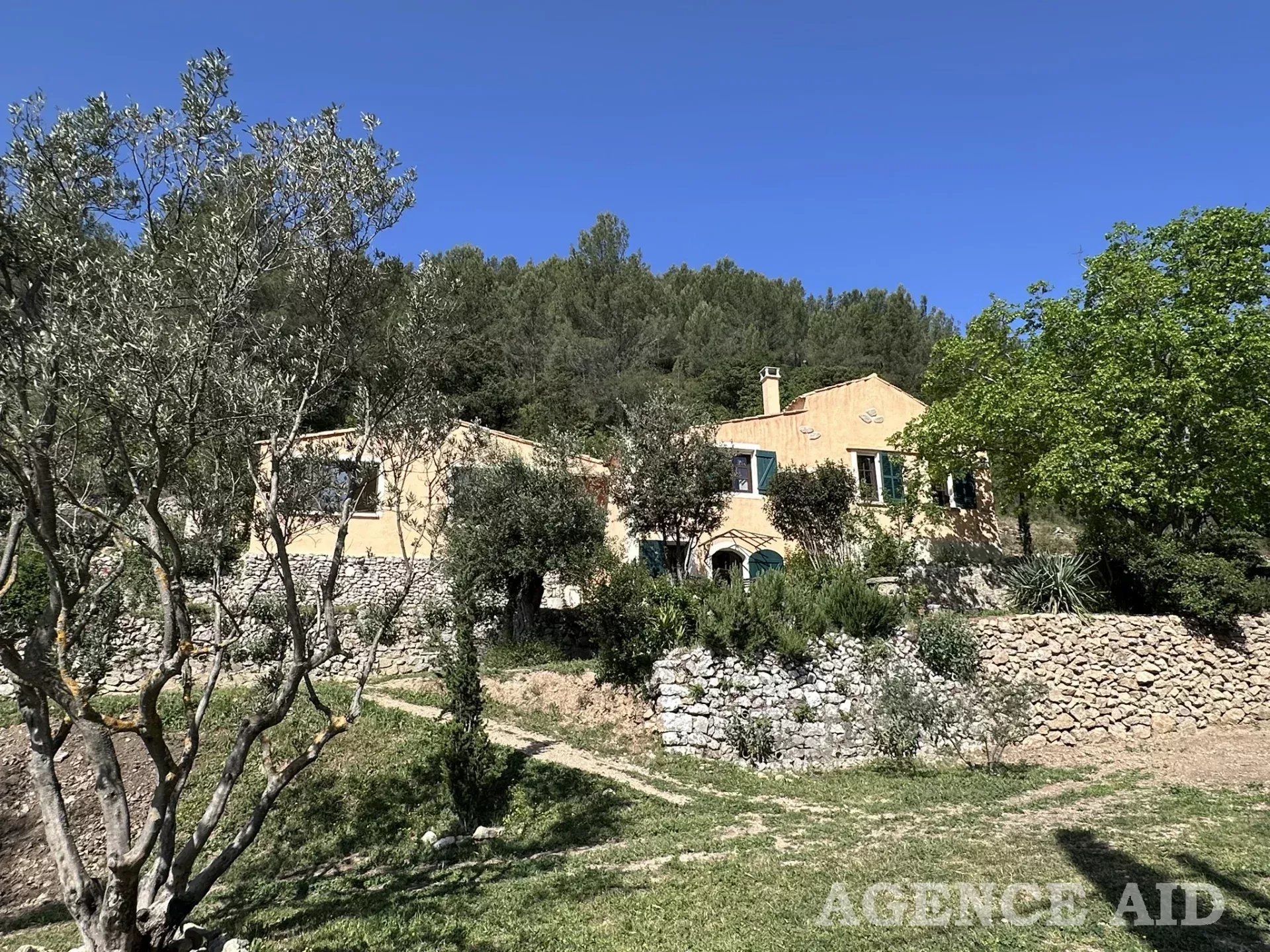Vente Maison-Villa Cuges-les-Pins