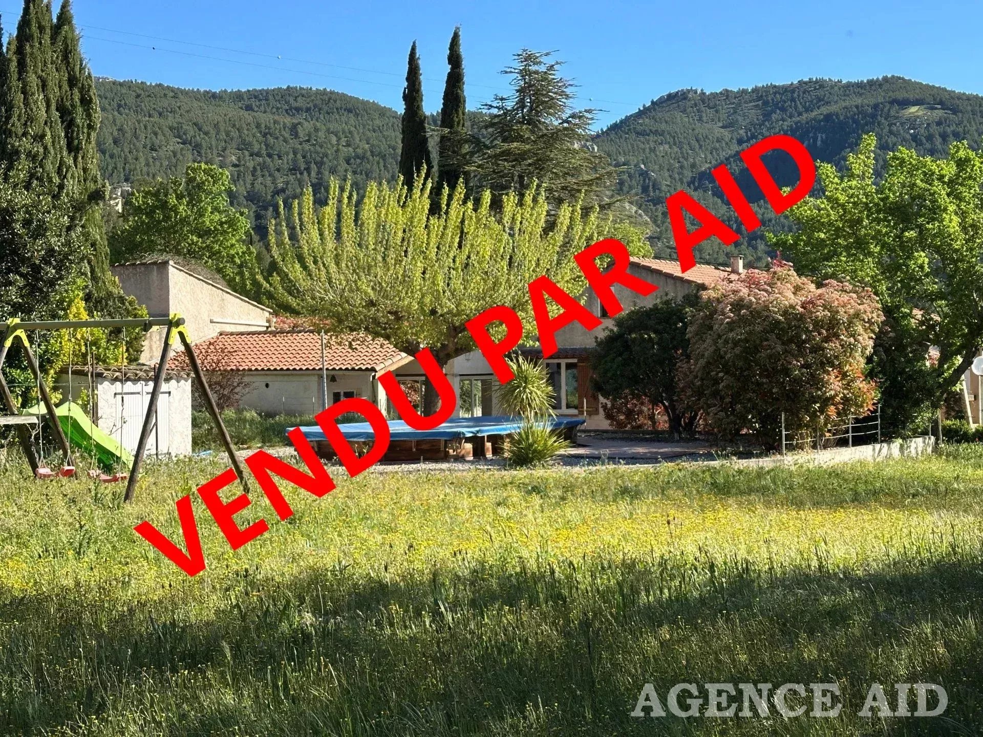 Maison-Villa - Cuges-les-Pins