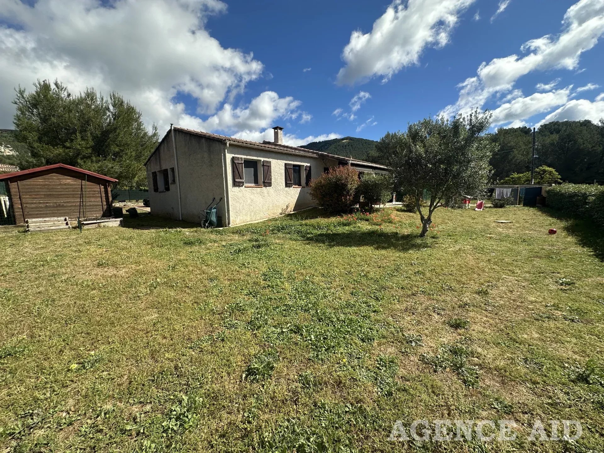 Maison-Villa - Cuges-les-Pins