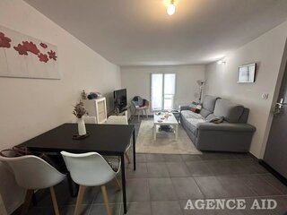 Location Appartement Cuges-les-Pins