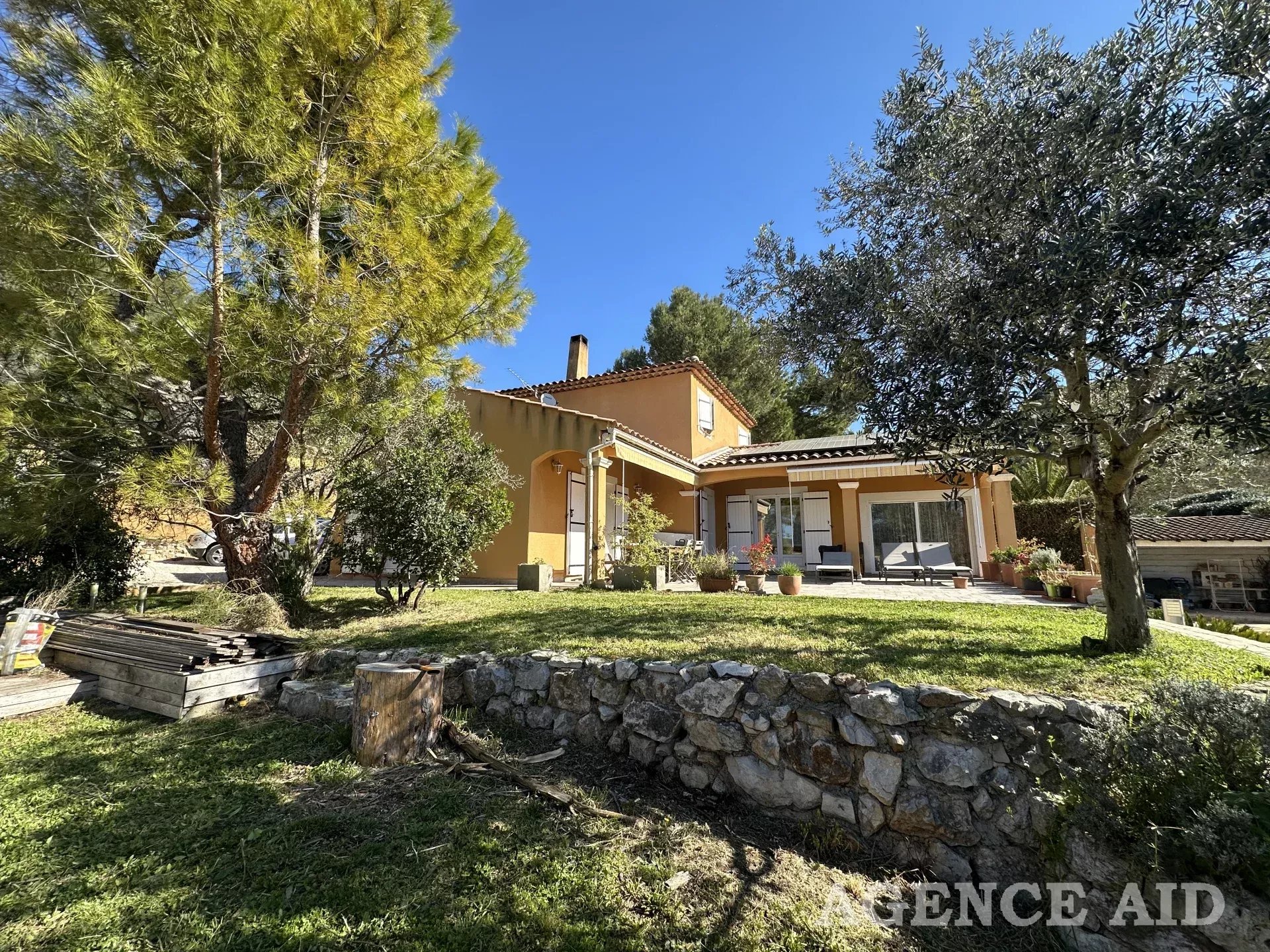 Vente Maison-Villa Cuges-les-Pins