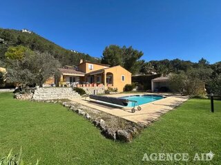 Vente Maison-Villa Cuges-les-Pins