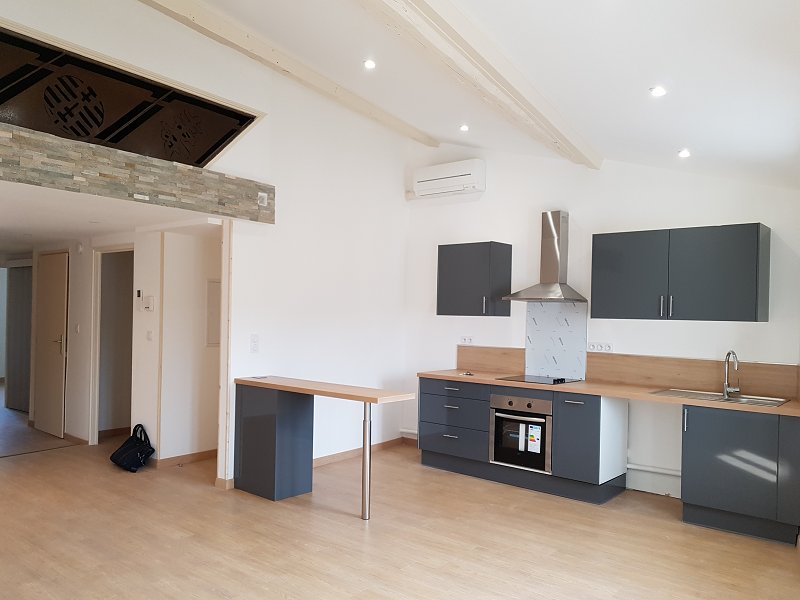 Appartement - CUGES LES PINS