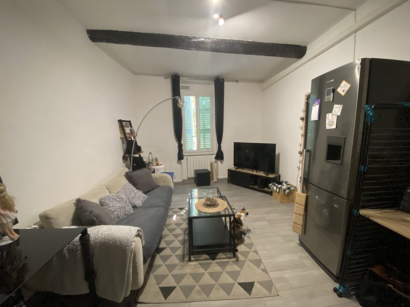 Appartement - CUGES LES PINS