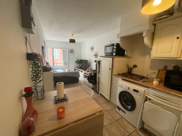 Appartement - CUGES LES PINS