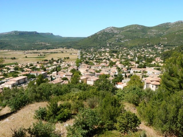 Terrain - CUGES LES PINS